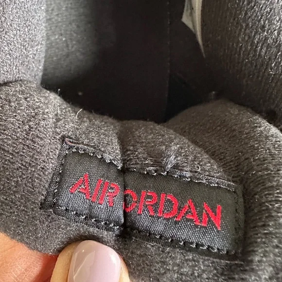 Men’s Jordan 4 Retro SE- Size 9 - Picture 8 of 9